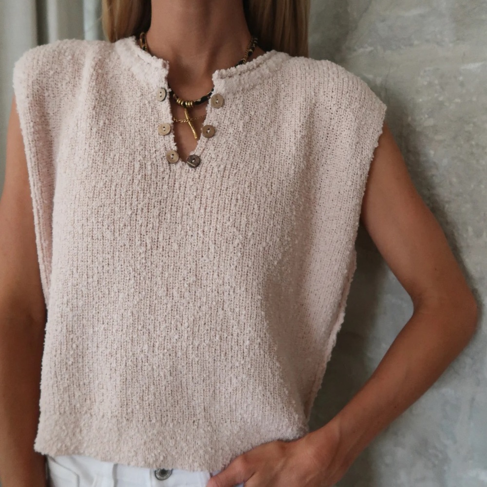 La Miel Slouchy Cropped Extended Sleeve Sweater Top